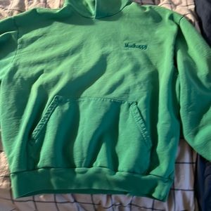MADHAPPY CLASIC HOODIE NWOT SIZE LEDIUM SOLD PUT ON MADHAPPY WEBSITE GREEN